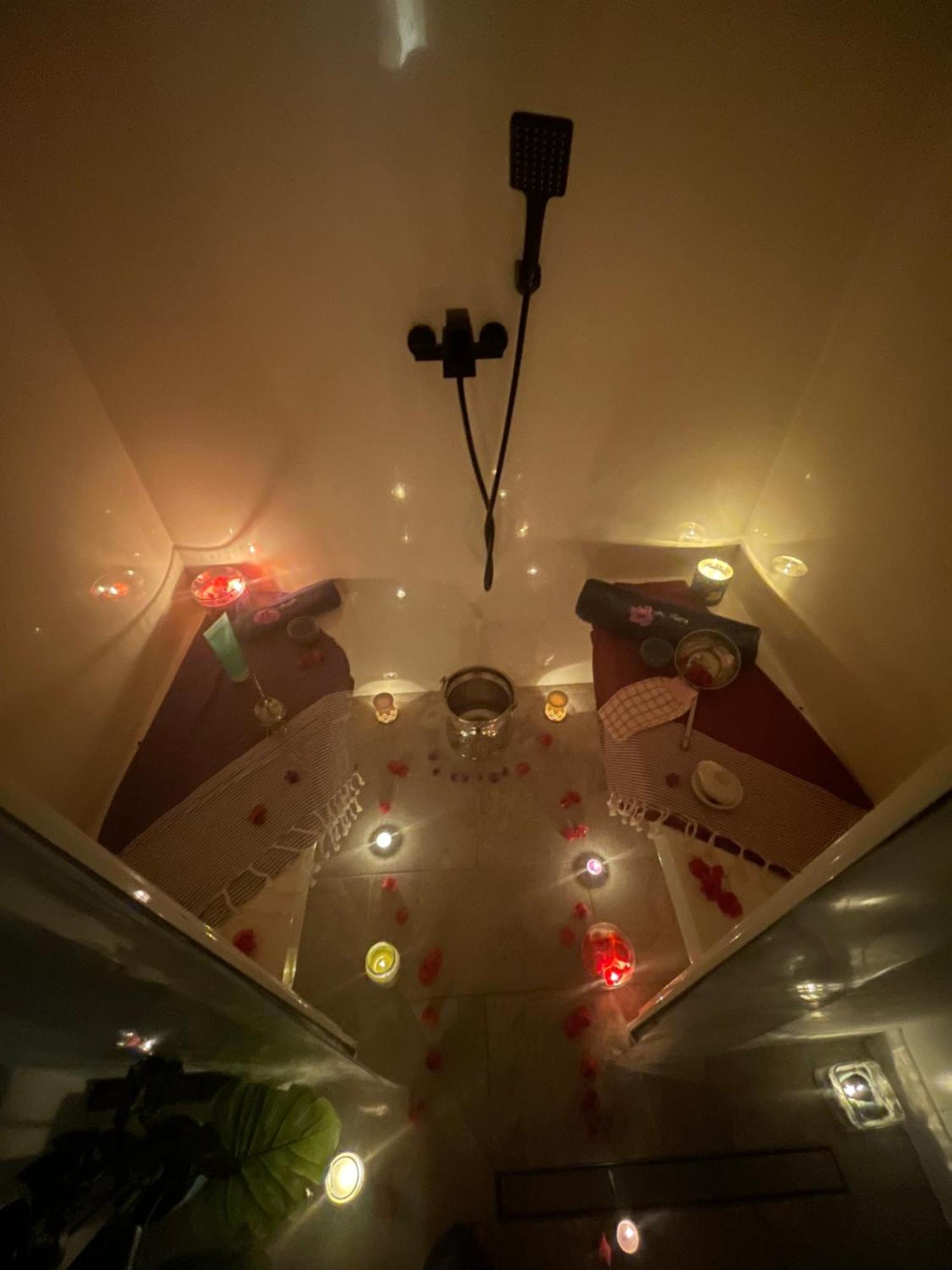 Houdarling Chalet Et Spa Hammam Jacuzzi Et Sauna Ним Экстерьер фото